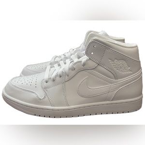 AIR JORDAN 1 MID/ WHITE/ SIZE 11.